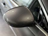 メルセデスの認定中古車「サーティファイドカー」には、最大100項目にも及ぶ点検・整備項目が設定されています>