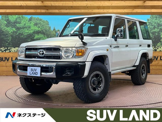 トヨタ ランドクルーザー70 