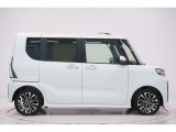 県内13店舗にて常時500台以上ダイハツ車を展示中です。見て、触って、納得のいく一台をぜひ見つけてください。