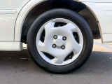 気になるお車がありましたら右の電話番号から直接お店にお問い合わせください。支払方法から車両情報、状態までなんでもご説明させて頂きます。スタッフ一同ご連絡お待ちしております。