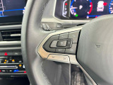 Travel Assist。設定した速度を上限に自動で加減速し、一定の車間距離,およ走行レーンを保つことでロングドライブの疲労を軽減します。