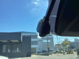 もう無くてはならない、ドライブレコーダーが搭載済みです!あおり運転等の抑制にもなりますし、万が一の時もこれでバッチリ確認できます!
