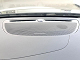 【harman kardon】ハーマンカードンのHi-Fiスペシャリストと共に、モデル別に開発・設計された専用チューニングが臨場感溢れる音響空間を実現しています。