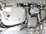 当店の認定中古車(VOLVO APPROVED CAR)はメーカー基準の車齢・走行に応じた内外装・機関の176項目もの項目に厳密な点検を実施。すべての基準を満たした自信を持ってお届けする中古車です。