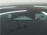 ◆Honda SENSING◆ カメラ等装置で精度の高い検知能力を発揮、安全運転を支援します。ステアリング上のコントローラーに注目!