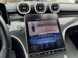 バックカメラにより駐車時の後方確認も楽にできます。
