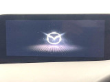【メーカー純正ナビ】インテリアに溶け込むスタイリッシュな「専用設計」メーカーナビを装備♪視認性や操作性など基本性能にも優れ、より上質なカーライフをお楽しみいただけます。