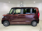 ご納車までの期間ですが、県内のお客様は2、3週間、県外のお客様は3、4週間ほどでご納車が可能となります。但し、お支払いや書類の状況によっては多少の前後もありますので、その際には何卒ご了承下さい。