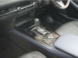 運転しながらでも手元を見ずに操作可能なマツダコネクトの操作ダイアルです!