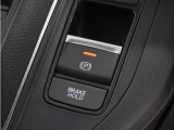 ◆オートブレーキホールド機能付き電子パーキングブレーキ◆ブレーキペダルを足から離しても停車状態を保ちます。アクセルを踏めば自動でブレーキが解除され、発進可能!