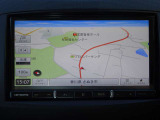 カロッツエリアのTVナビ付です。フルセグテレビ視聴が常時可能です。Bluetooth機能も付いていますので、通話やスマートフォンから音楽を楽しめます。バックカメラ付。
