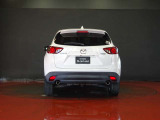 【CX-5】上質感と精悍さを兼ね備え、ワイド感を強調した意匠。オールラウンドな機能美と品格、洗練されたデザイン。