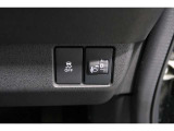 【横滑り防止装置】ドライバーの安全運転をアシストしてくれる装備が充実しています☆ドライバーの不安を安心へと変えてくれますね。