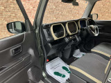 ■POINT■インパネやシートなどのインテリアの素材は車種によって異なるので、ぜひご来店いただきご自身で確かめてみてください!