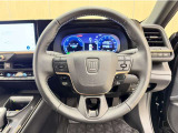 ステアリングスイッチ搭載!手を離さずに手元のスイッチでさまざまな操作が可能。運転中、視線をそらさなくても操作ができて安全です!