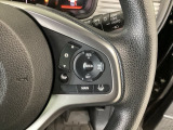 【アダプティブ・クルーズ・コントロール】予め設定した車速内でクルマが自動的に加減速。 前走車との適切な車間距離を維持しながら追従走行し、高速道路でのドライバーの疲労を軽減してくれる嬉しい機能付♪