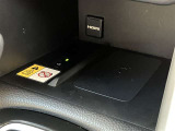 置くだけ充電付きです