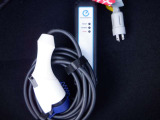 普通充電ケーブル付属。