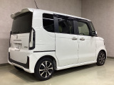 ホンダ系ディーラーで販売される全てのホンダ車なら、ホッと保証(無料)がついています。エアコン、純正オーディオを始め、エンジン、足廻りまでカバー。初回1ヵ月点検も無料で実施致します。