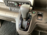 豊富に在庫を取り揃えています!軽自動車からミニバン、セダン、SUV、話題のハイブリッド車など続々入荷しております♪