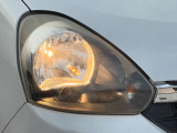 【オートライト】車外の明るさを検知して、自動的にヘッドライトを点灯してくれます♪トンネルを走行する際にも、自動的に点灯してくれて便利な装備の1つです♪