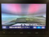 【バックカメラ】運転が苦手な方も車庫入れラクラクです!ギアをリバースに入れれば自動的に切り換わりますので、面倒な操作は不要です♪狭い駐車場もお車を傷つけず安心ですね!