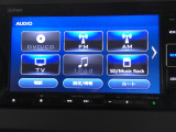 フルセグテレビ搭載。DVD・CD再生・SDカードに対応しています。