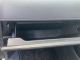 しっかり、法定点検または、車検整備を行います。オイル交換、オイルエレメントや消耗品のチェック、必要であれば交換して納車いたします。その際の整備記録は納車時にお渡しいたします!