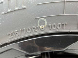 【アルミホイール】デザイン性が大事ですが、スチールホイルに比べアルミは軽量ですので、燃費や走りにも影響します。