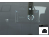 ドライブレコーダー(コムテック ZDR026)装備してます。フロントとリヤーのカメラで録画しているので万が一の時の記録で安心です。
