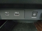 USB・タイプC 携帯置く充電