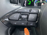 ステアリングスイッチ付きなので走行中に手元を見ることなくオーディオ等の操作ができます!