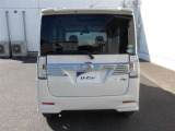 当店は全車『ロングラン保証』付!(1年間、距離無制限 HV車はHV保証付) 別途延長保証もご用意しております♪ ぜひ現車を確認にご来店ください