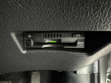 ETC車載器付きです。高速道路の料金所もスムーズに通過できます。