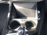 車両の詳細、ご質問につきましては、営業スタッフまでお気軽にご連絡下さいませ。遠方のお客様には実車の詳細動画送信も承ります。お問合せをお待ち致しております。