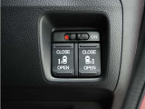 ◆両側電動スライドドア◆狭い駐車場でも乗り降りが楽々♪お子様が隣の車にドアを当ててしまう心配もございません!小さなお子様連れの方もこれで安心。
