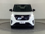 LEDヘッドライトを装備しています。LEDヘッドライトはとても明るく、雨の日や夜間走行も安全・安心です。