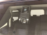 【カメラ一体型ドライブレコーダー】前方録画タイプ。エンジン始動またはACCオンの状態のみ録画します。イベント記録(手動)機能付。映像の確認はパソコンやナビのSD動画再生機能で可能です。