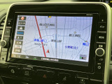地図を画面いっぱいに表示でき、現在地や周辺の道路を見比べながら行き先を確認できます。縮尺や表示の操作もしやすく、初めて訪れる場所への移動や日常のルート確認に便利です。