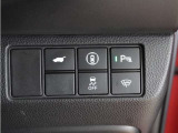 ◆パワーテールゲート◆キーや運転席のボタン、ハンズフリー機能など多彩なアクセスで自動開閉できます。