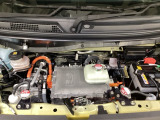 ホンダスタッフがしっかり整備して保証付きにてお渡し致します。エンジンルーム&室内ルームともにクリーニング済みで清潔です。快適なドライブをお楽しみください。