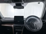 悪路に強い4WDです!雨や雪の日の路面でも安定感のある走りで安心してドライブを楽しめます。