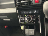 オートエアコンは温度を設定するだけで、自動で風量などを設定してくれます。運転しながら操作も必要ないので、安全性も向上します。