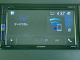 Bluetooth接続の画面が表示され、再生や設定に関する項目も確認できます。画面上に操作アイコンがまとまっており、音楽を楽しみたい日常の移動に活用できます。