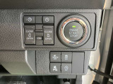 車両状態証明書修復歴の有無も一目瞭然。機能や内装・外装、走行距離、修復歴の有無をチェックし、クルマの状態を10段階にした車両状態証明書。数字や記号を使ってわかりやすく表示しています。