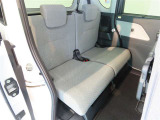 ゆとりある広々とした車内空間は、ドライブを始め買い物やレジャーなど、幅広く活躍します。一人でもみんなとでもお出かけを楽しみましょう!