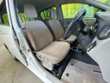 ドライバーによって運転しやすいポジションは異なり、あの車はどうなのか不安なこともありますよね。気になるお車は店頭で乗り込んでご確認いただけます♪