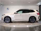 【BMWの伝統】時代を超える美しさ。磨き抜かれたエアロダイナミクスが瞳を奪う。一目で伝わるスポーティーなプロポーションは、BMWの走行性能を生み出すのに欠かせない要因の一つです。