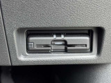 今では必需品のETCもパネルデザインにフィットするビルトインタイプなので、見た目もスッキリとしています
