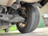 お車を安心してお乗りいただく為には、足回りの定期点検が欠かせません。サービスサポート(有償保証)では無料点検もご提供しており、安心のカーライフをお過ごしいただけるサポート体制が整っています。